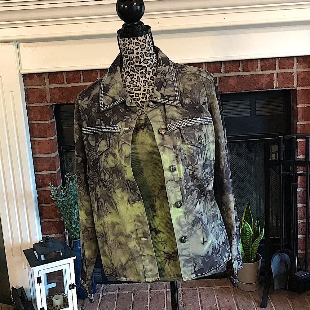 Blue Bayou Jacket & Tank Top. Like new condition.- AG